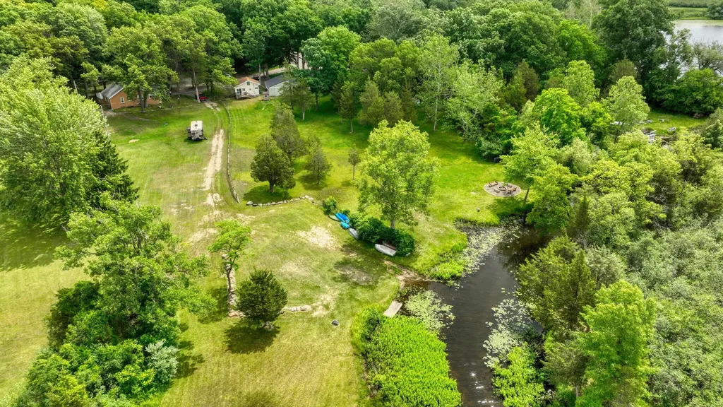 303 Cranberry Lake Road Napoleon Township MI 49201