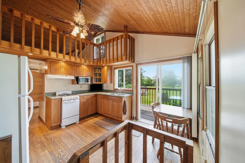 303 Cranberry Lake Road Napoleon Township MI 49201