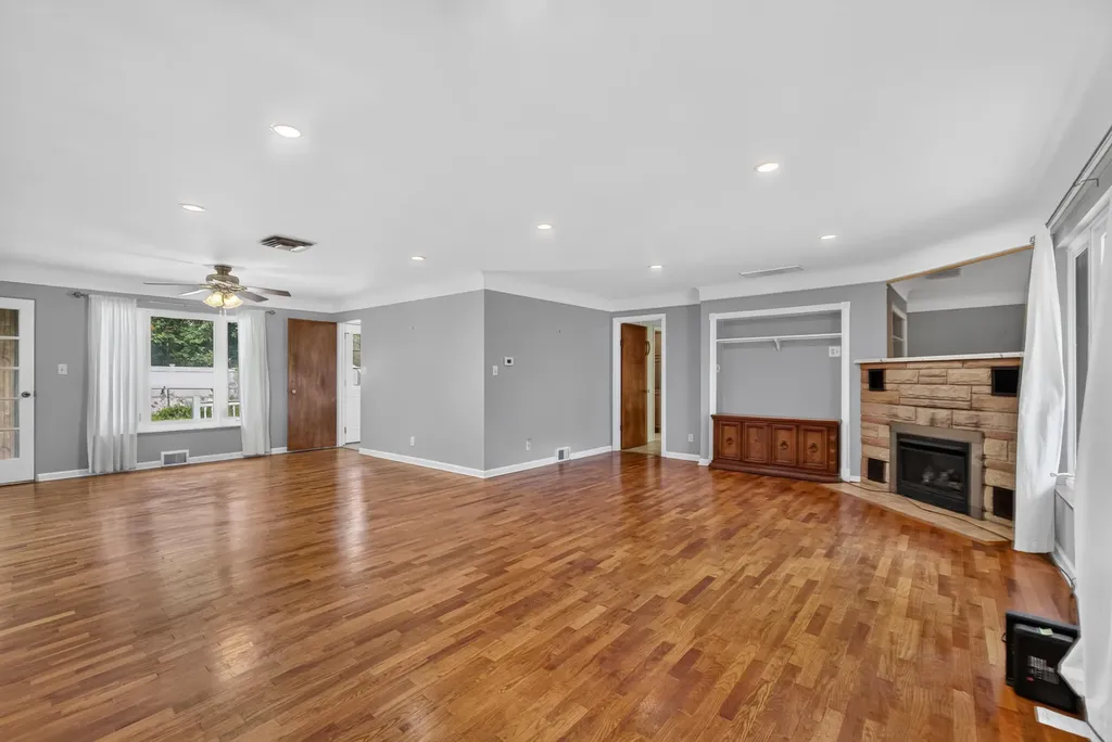 1253 Levant Street Summit Township MI 49203