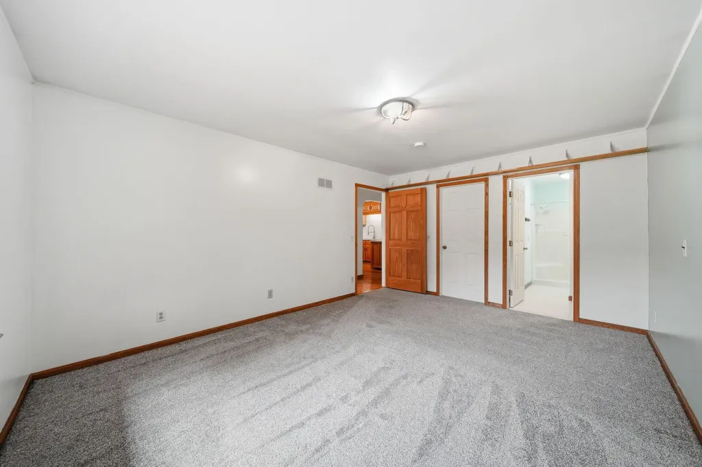 14018 E Austin Road Manchester Township MI 48158