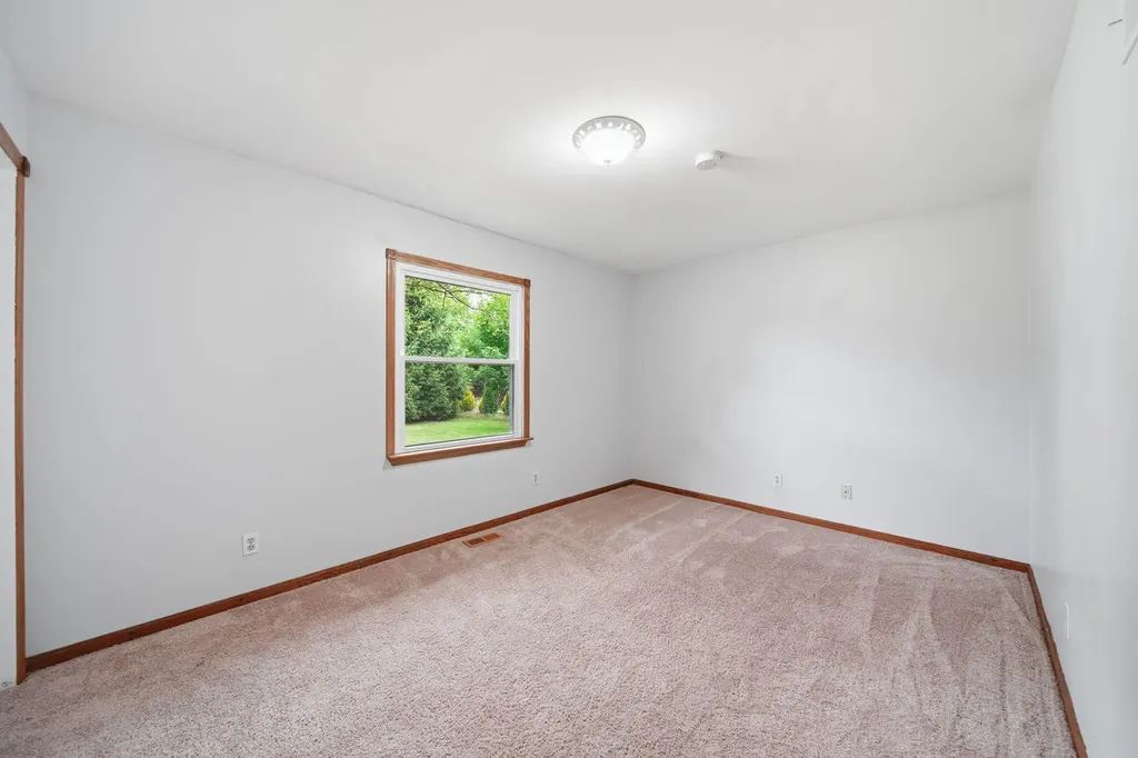 14018 E Austin Road Manchester Township MI 48158