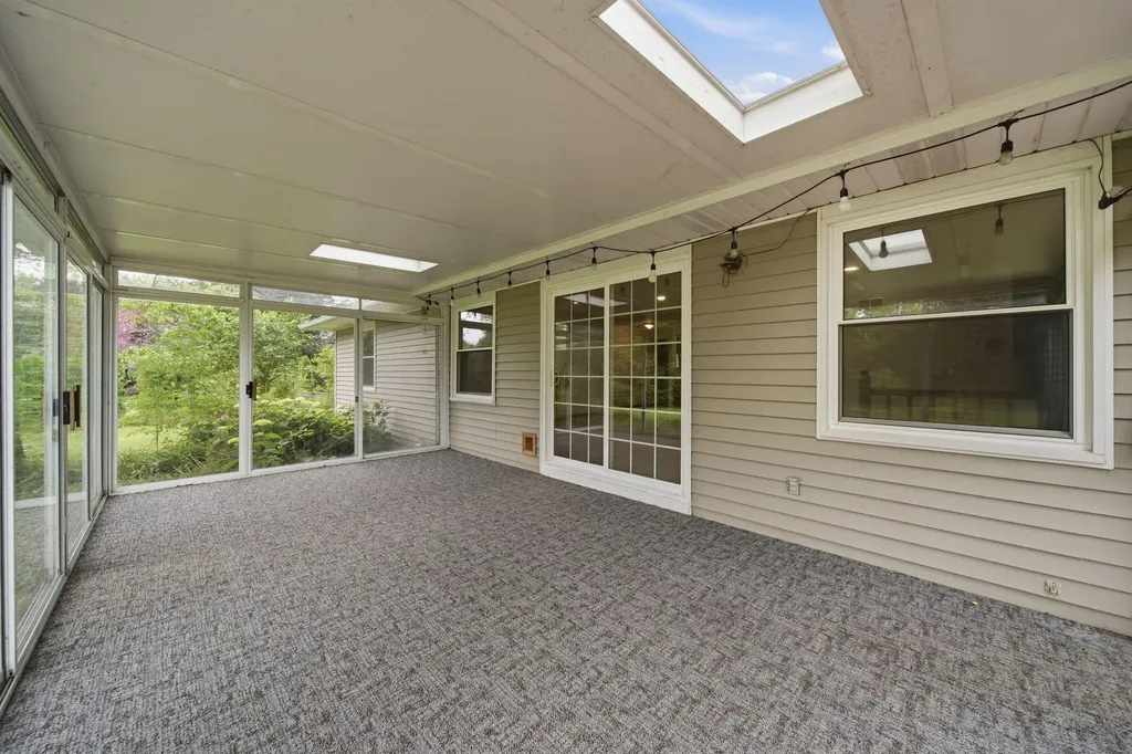 14018 E Austin Road Manchester Township MI 48158