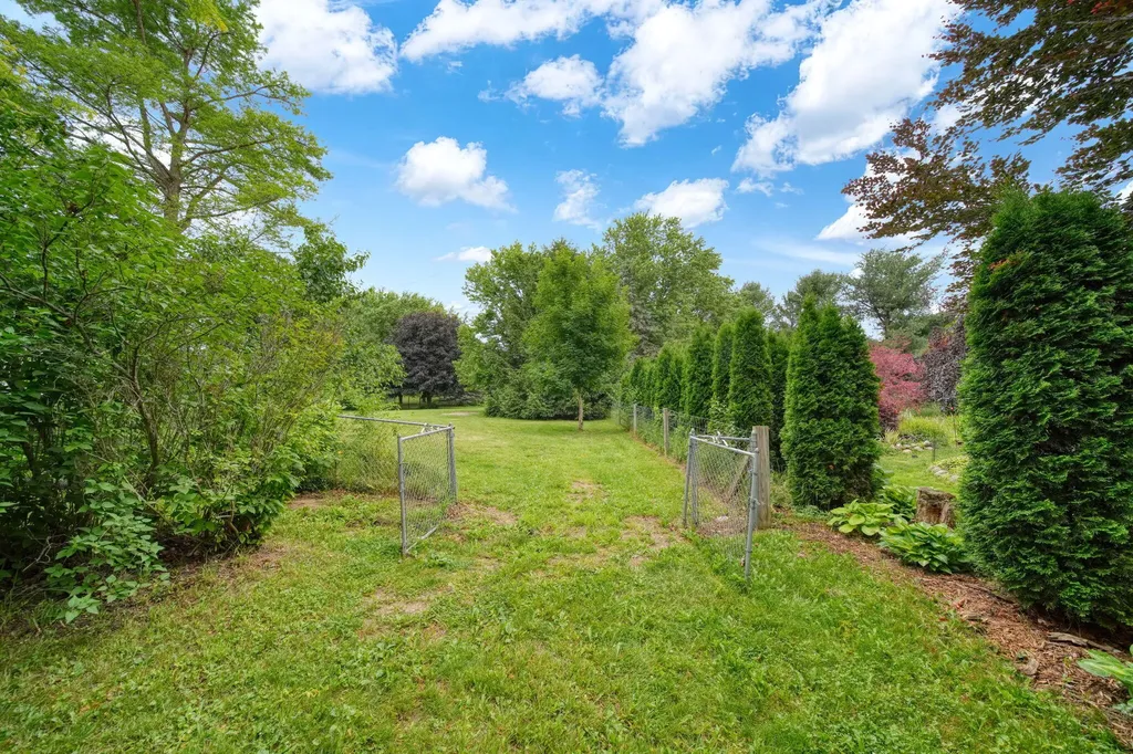 14018 E Austin Road Manchester Township MI 48158