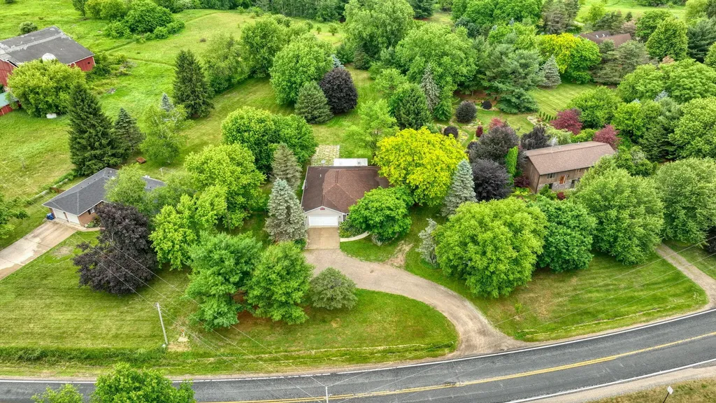 14018 E Austin Road Manchester Township MI 48158