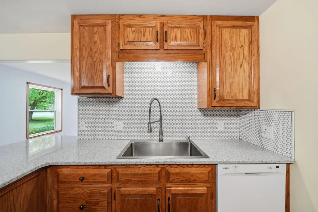 14018 E Austin Road Manchester Township MI 48158