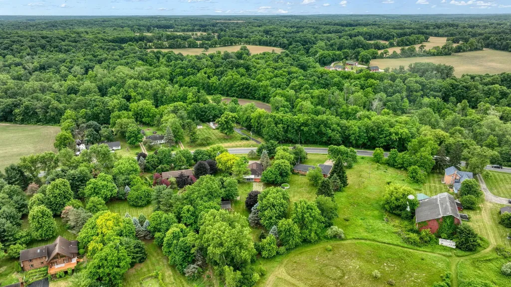 14018 E Austin Road Manchester Township MI 48158