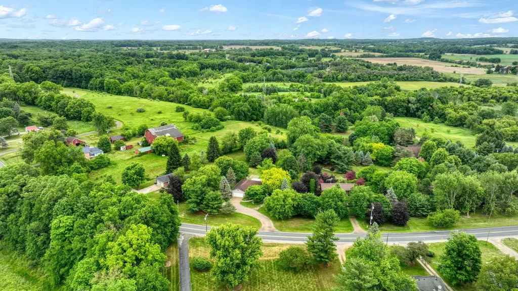 14018 E Austin Road Manchester Township MI 48158