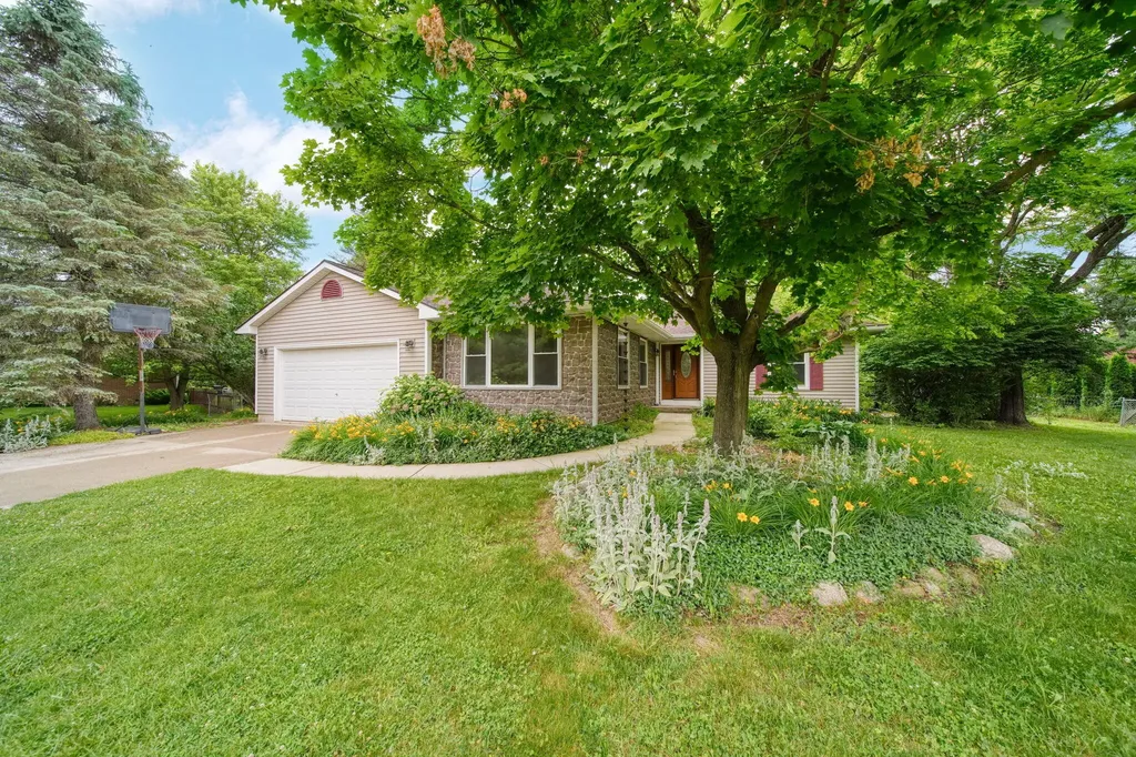 14018 E Austin Road Manchester Township MI 48158