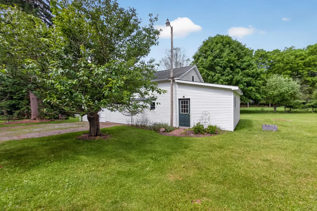 1123 N Clark Street Sheridan Township MI 49224