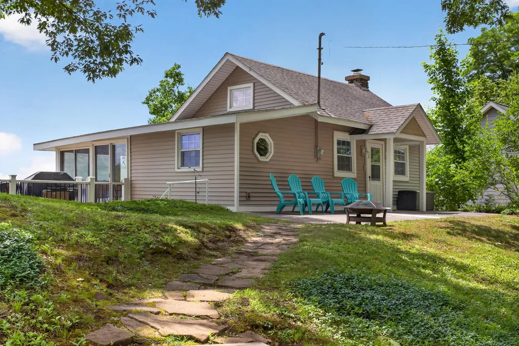 14 The Boulevard Franklin Township MI 49265