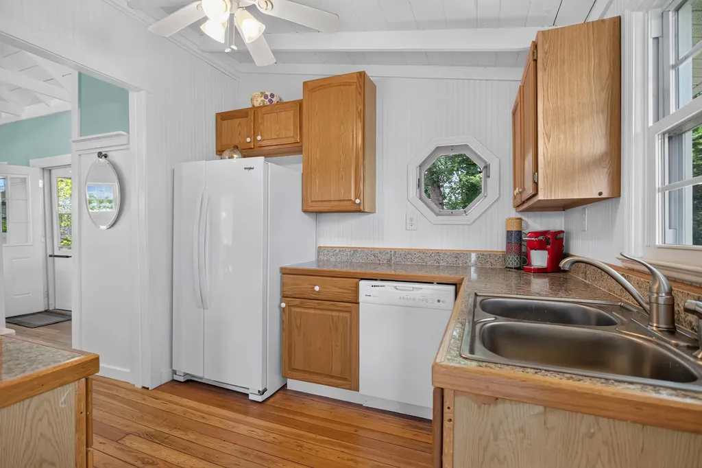 14 The Boulevard Franklin Township MI 49265