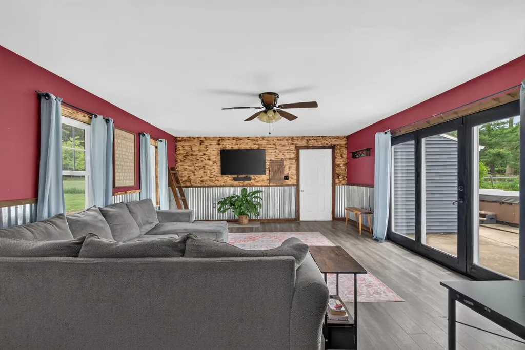 8959 Gordon Road Tompkins Township MI 49269
