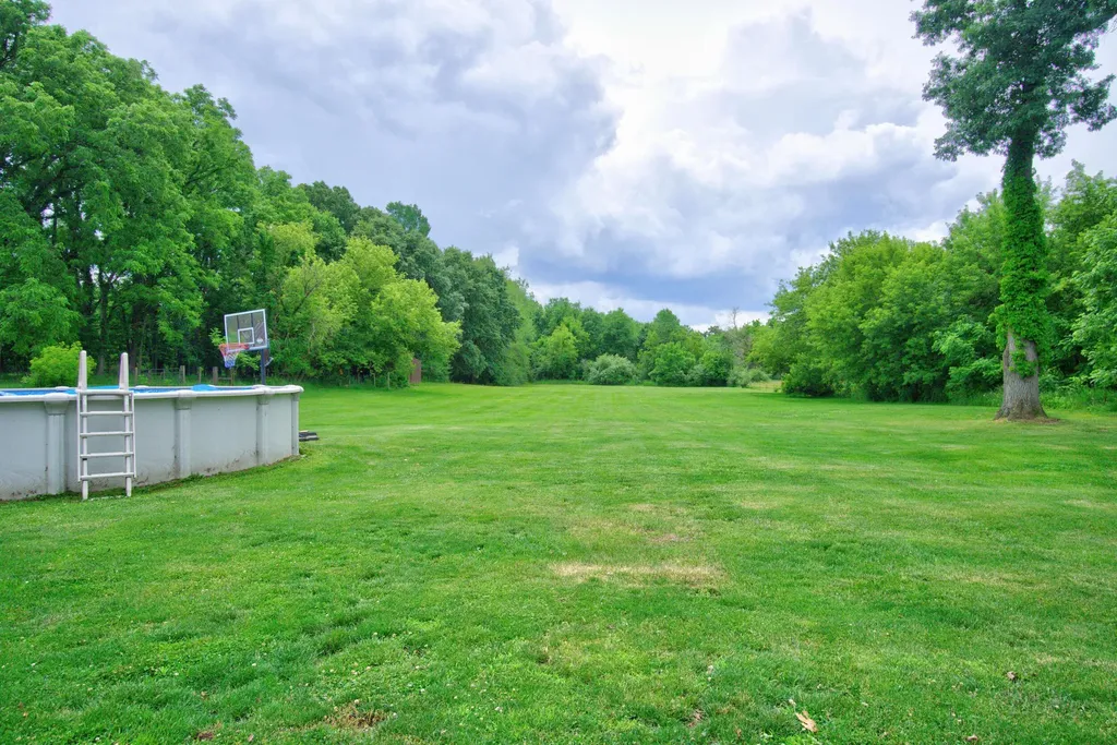 8959 Gordon Road Tompkins Township MI 49269