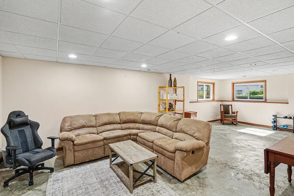 5127 S Granite Street Blackman Charter Township MI 49201