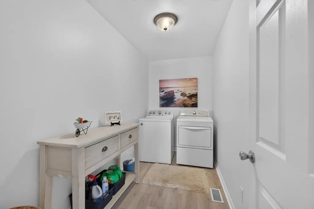 501 Worthington Drive Lansing City MI 48906