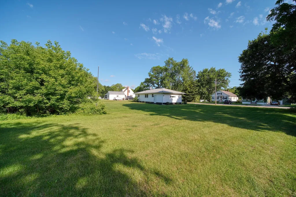 615 Rock Street Jackson City MI 49202