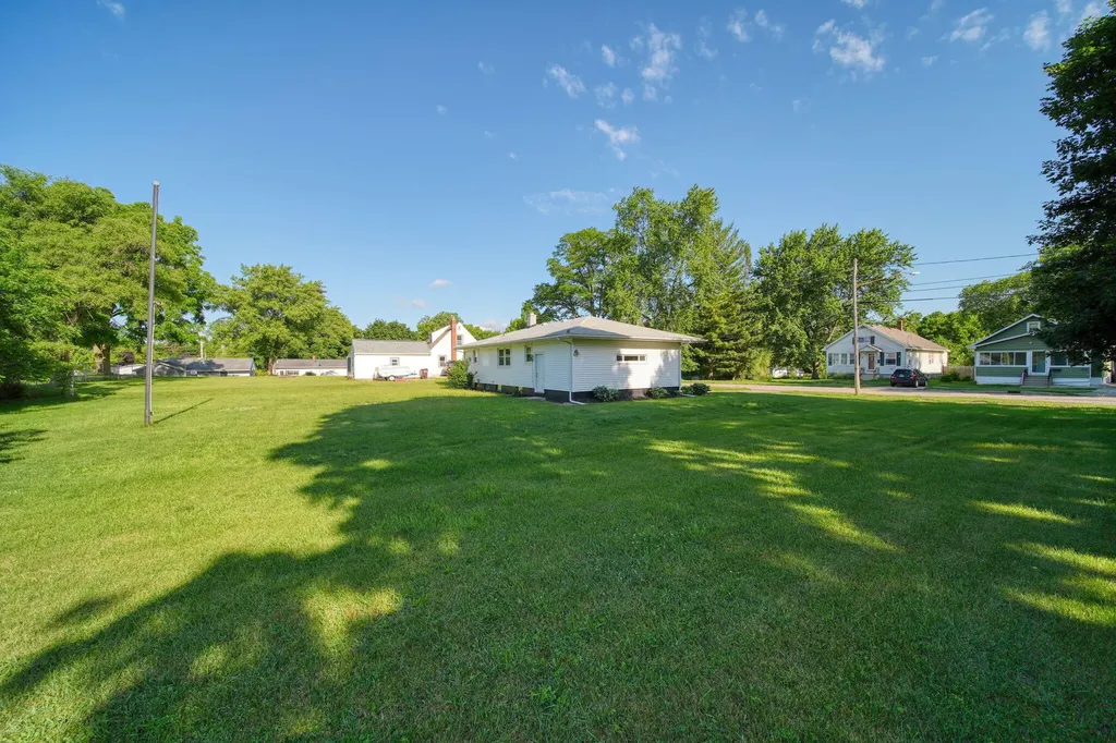 615 Rock Street Jackson City MI 49202