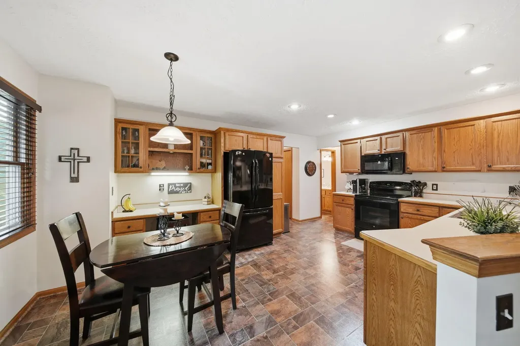 11860 Millstone Drive Grand Ledge City MI 48837