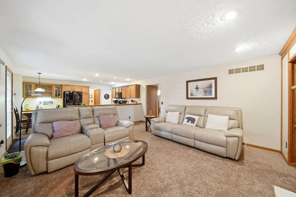11860 Millstone Drive Grand Ledge City MI 48837