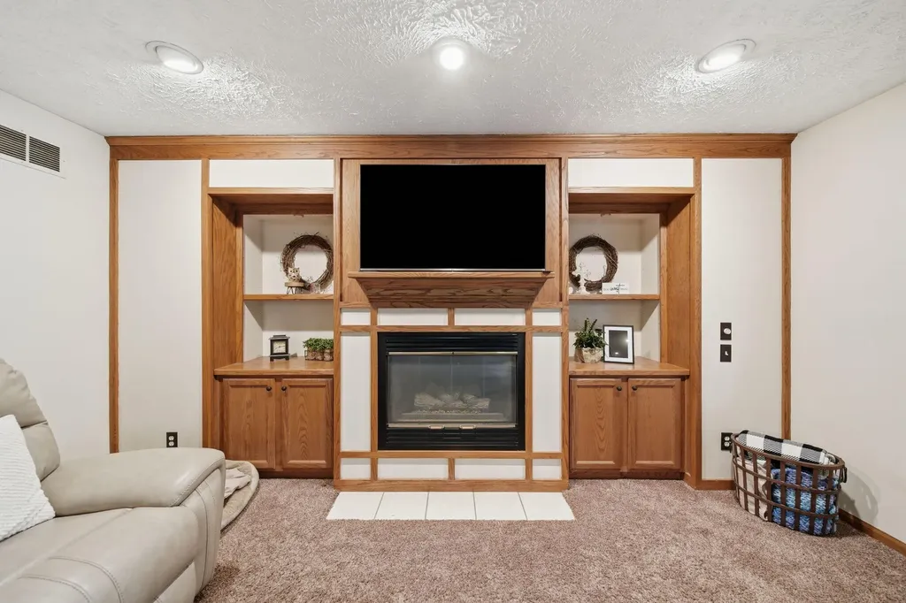11860 Millstone Drive Grand Ledge City MI 48837