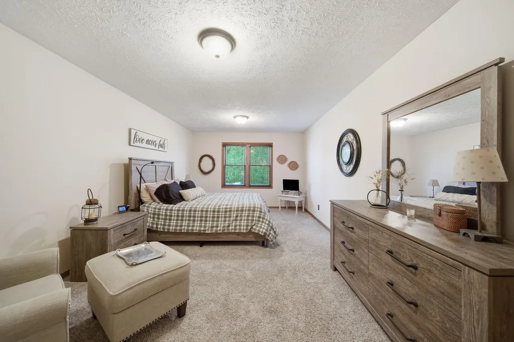 11860 Millstone Drive Grand Ledge City MI 48837