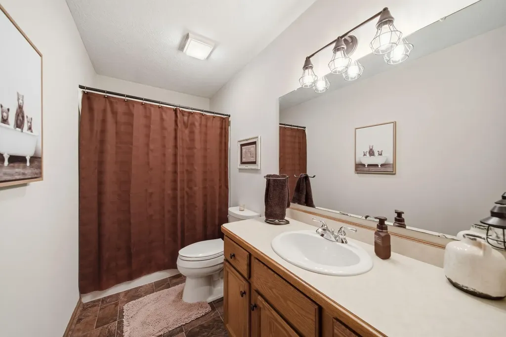 11860 Millstone Drive Grand Ledge City MI 48837
