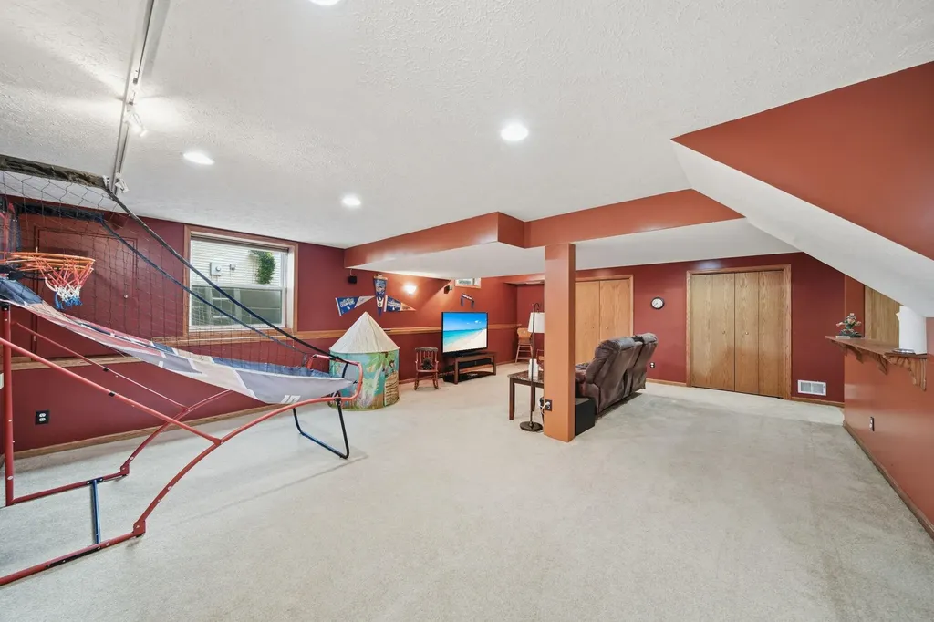 11860 Millstone Drive Grand Ledge City MI 48837