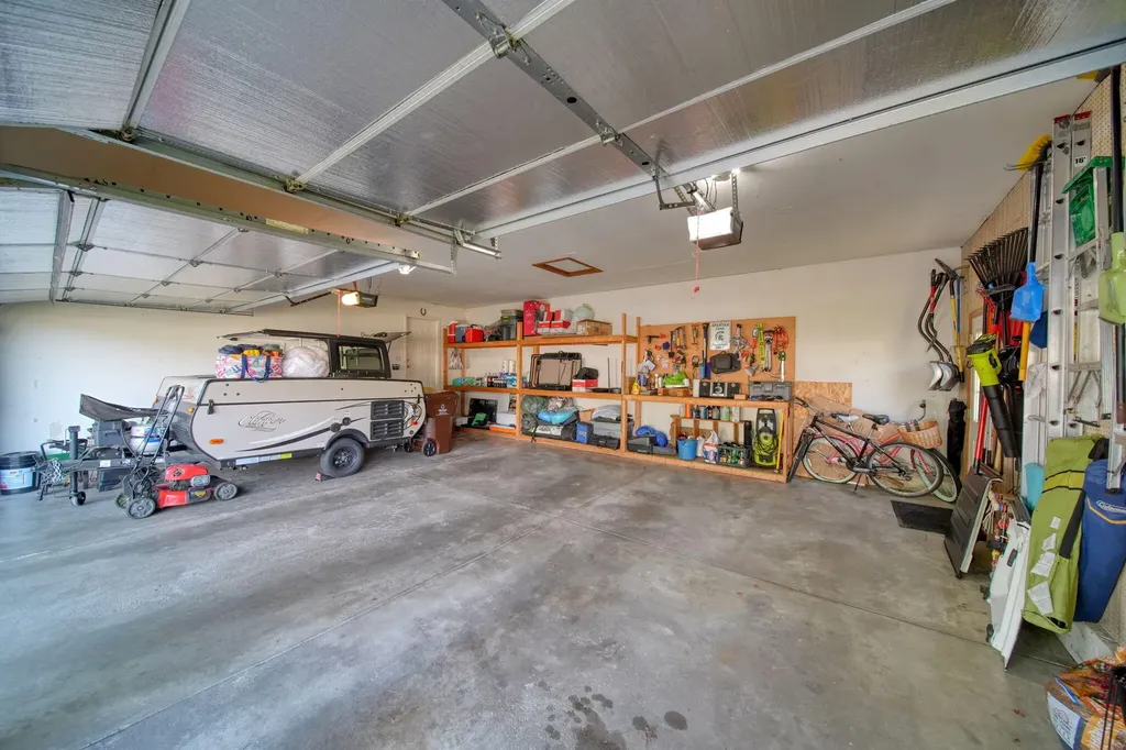 11860 Millstone Drive Grand Ledge City MI 48837