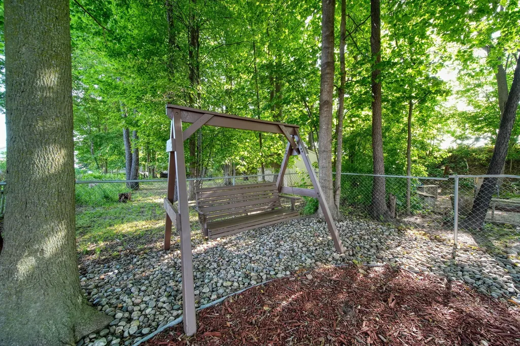 11860 Millstone Drive Grand Ledge City MI 48837