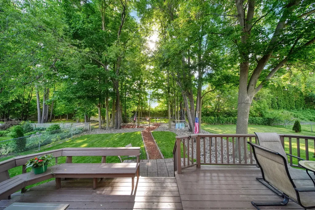 11860 Millstone Drive Grand Ledge City MI 48837