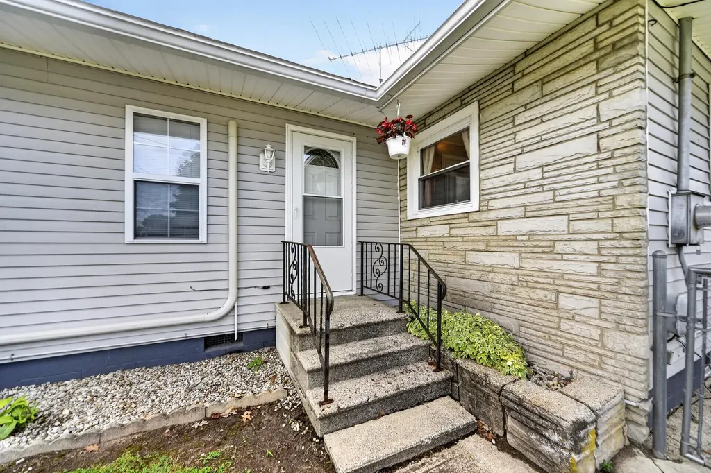313 Ackerson Lake Drive Napoleon Township MI 49201
