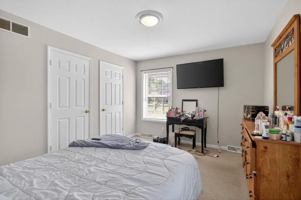513 19th Street Summit Township MI 49203