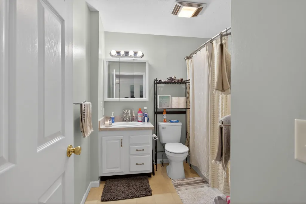 513 19th Street Summit Township MI 49203