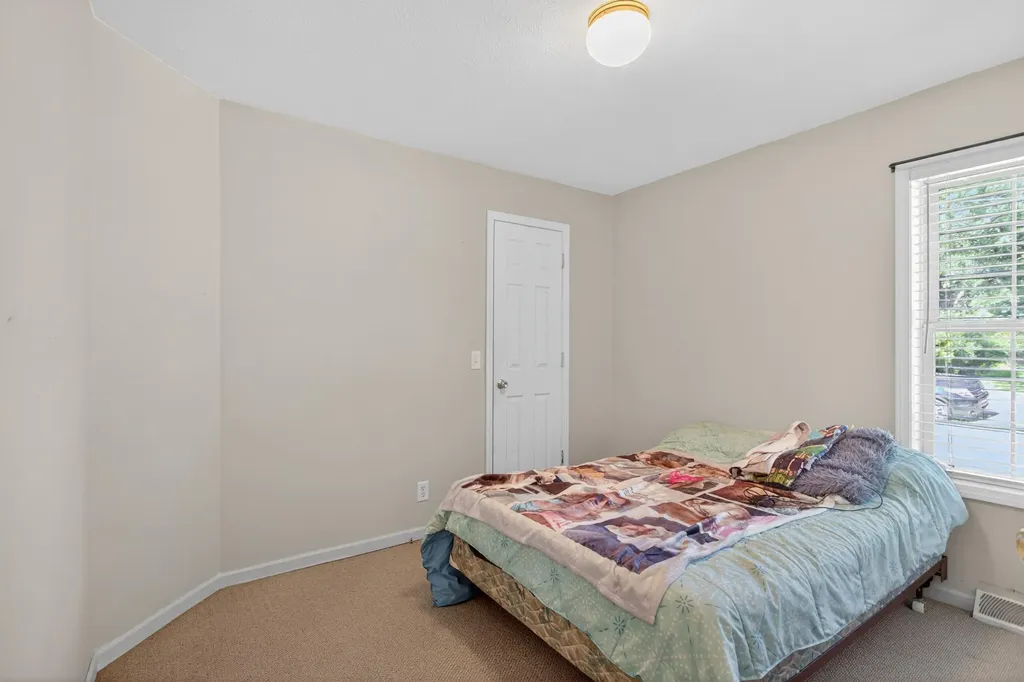 513 19th Street Summit Township MI 49203