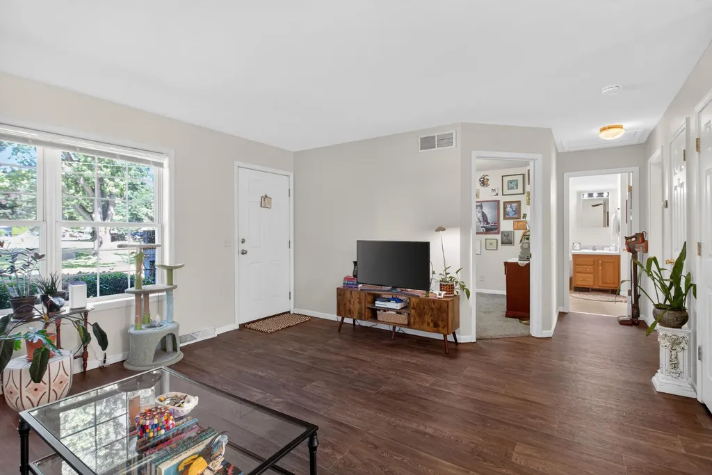 513 19th Street Summit Township MI 49203