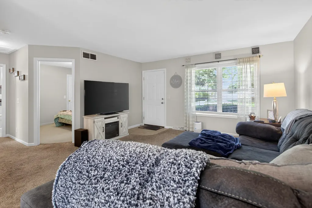 513 19th Street Summit Township MI 49203