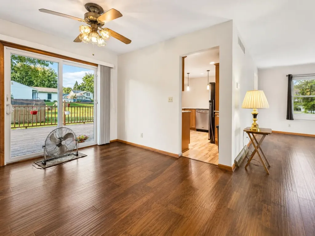 826 E Vernon Street Unknown City MI 48158