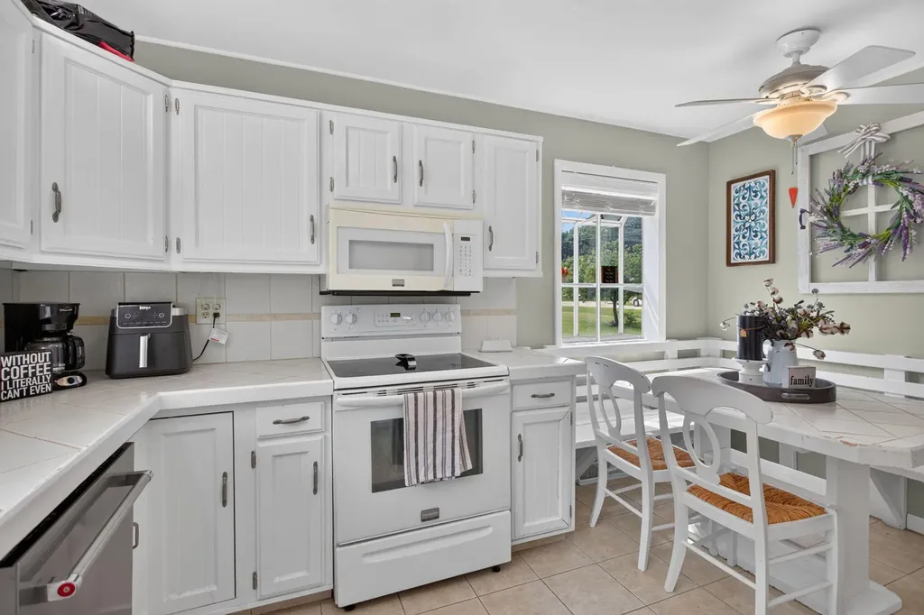 3125 Fawn Lane Blackman Charter Township MI 49201