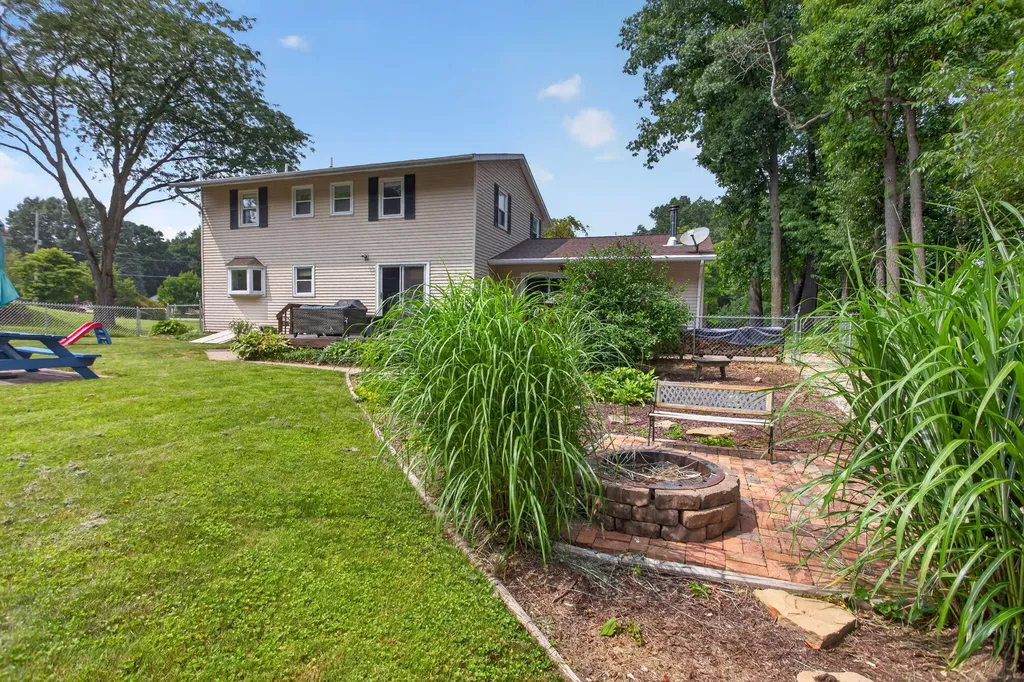 3125 Fawn Lane Blackman Charter Township MI 49201