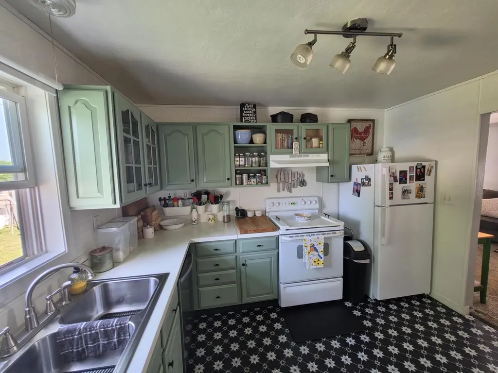 805 S Occidental Highway Tecumseh City MI 49286