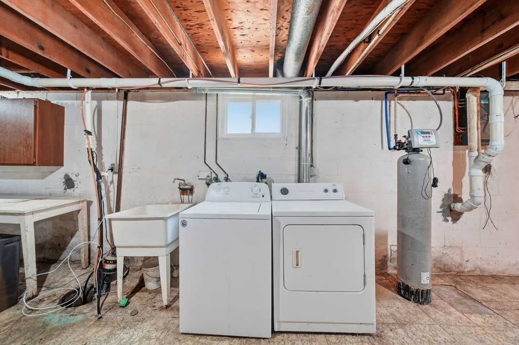 3295 Bent Oak Highway Adrian Township MI 49221