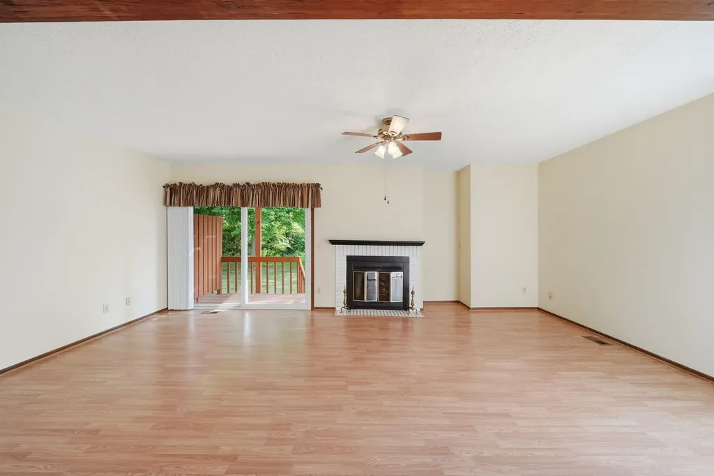 2760 Walden Woods Boulevard Blackman Charter Township MI 49201