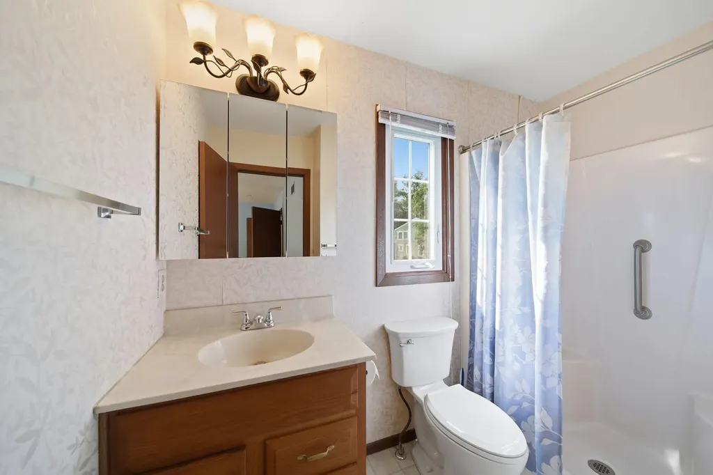 2760 Walden Woods Boulevard Blackman Charter Township MI 49201
