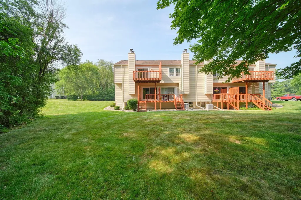 2760 Walden Woods Boulevard Blackman Charter Township MI 49201