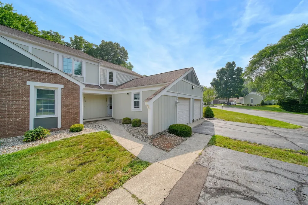 2760 Walden Woods Boulevard Blackman Charter Township MI 49201