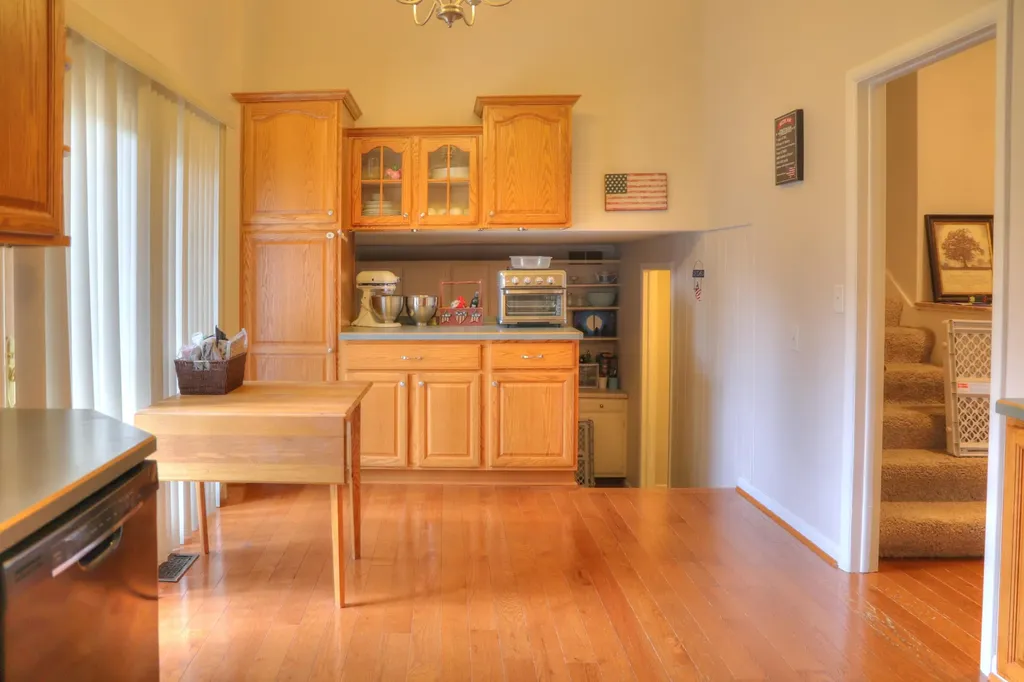 1817 S Walmont Road Summit Township MI 49203