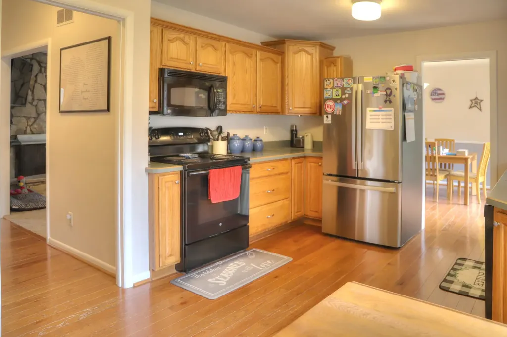 1817 S Walmont Road Summit Township MI 49203