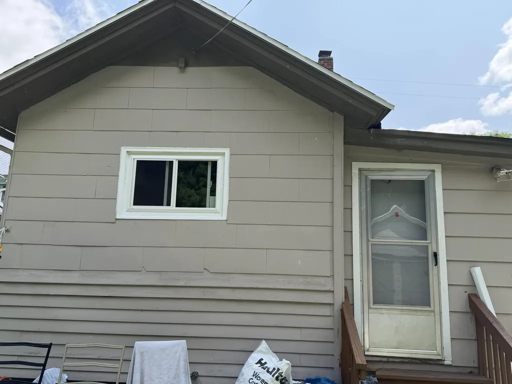 1004 S Jackson Street Jackson City MI 49203
