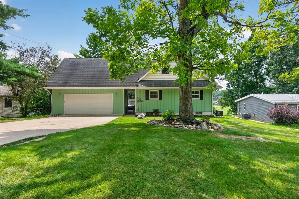 539 Fox Lake Trail Hanover Township MI 49246