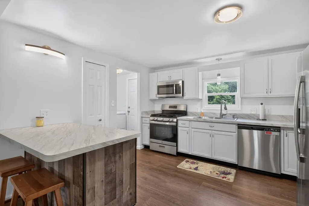 2903 Alder Street Blackman Charter Township MI 49203